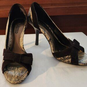 Unlisted heels sz 6 M brown faux suede animal print peep toe